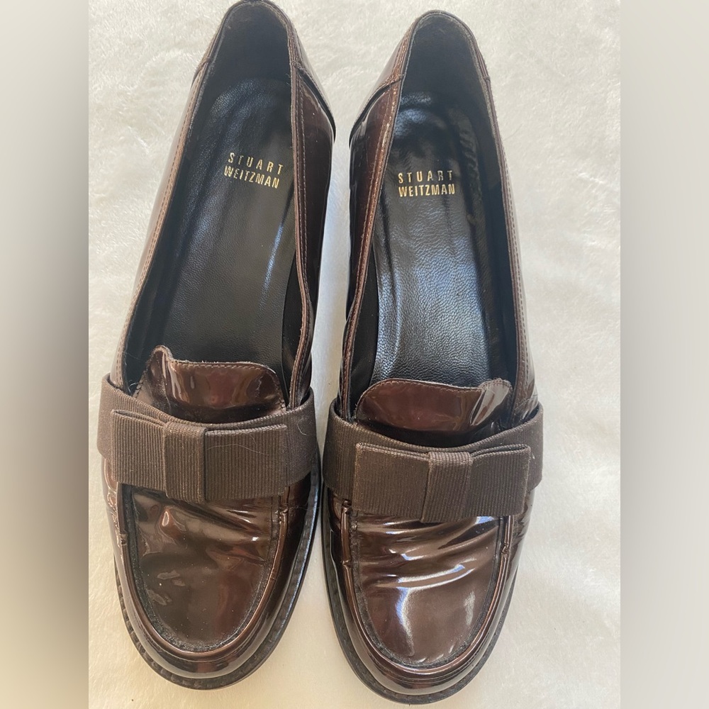 Stuart Weitzman Brown Patent Loafers with Bow